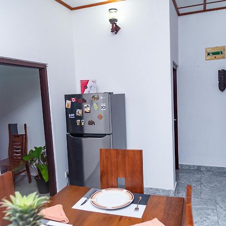 Ocean Pearl Cottage อาฮังกัลลา ภายนอก รูปภาพ