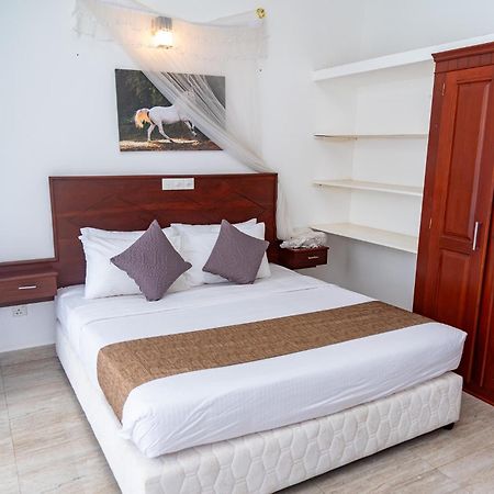 Ocean Pearl Cottage อาฮังกัลลา ภายนอก รูปภาพ